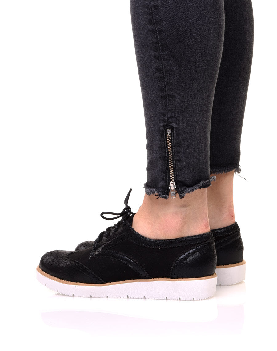 Derbies bi matières noires à semelles compensées