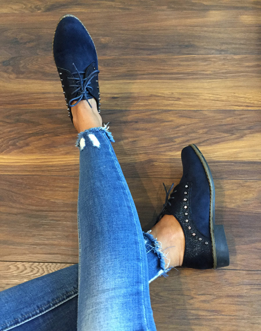 Derbies bleues cloutées bi matières