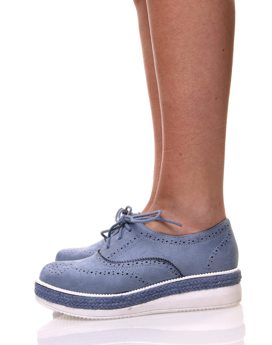 Derbies bleus perforés à semelle épaisse
