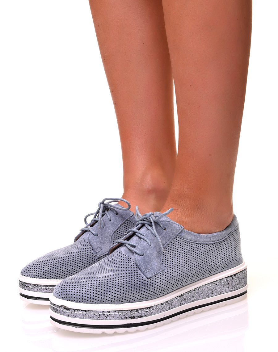 Derbies en suédine bleues ajourées à semelles compensées