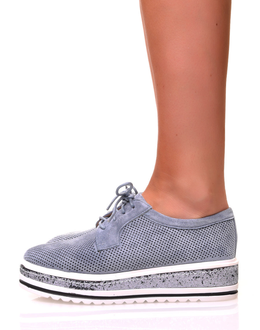 Derbies en suédine bleues ajourées à semelles compensées