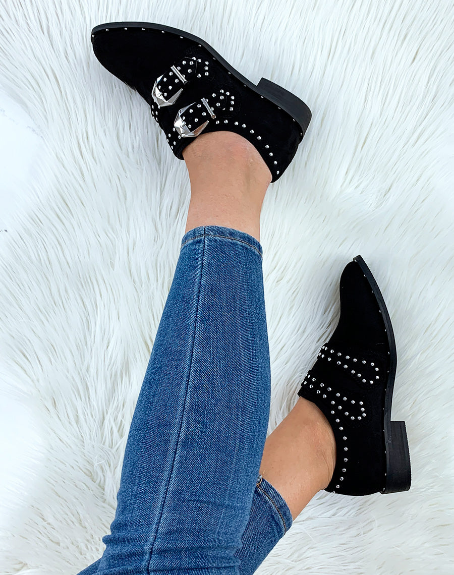 Derbies en suédine noire perlées à sangles