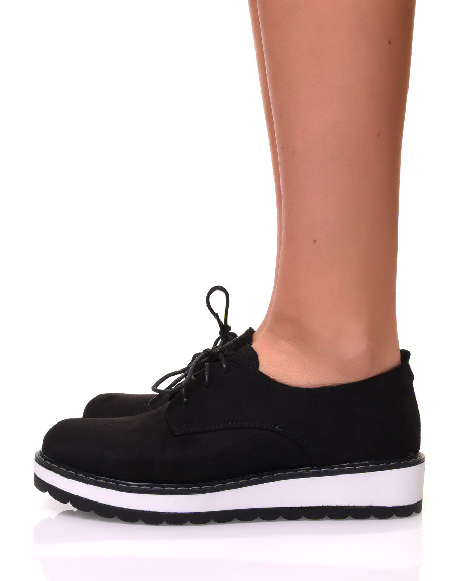 Derbies en suédine noires à semelles compensées