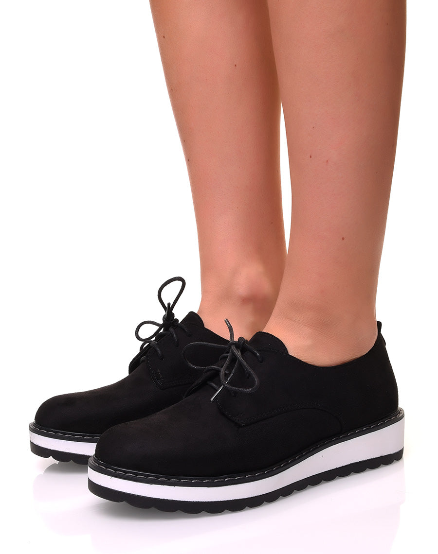 Derbies en suédine noires à semelles compensées