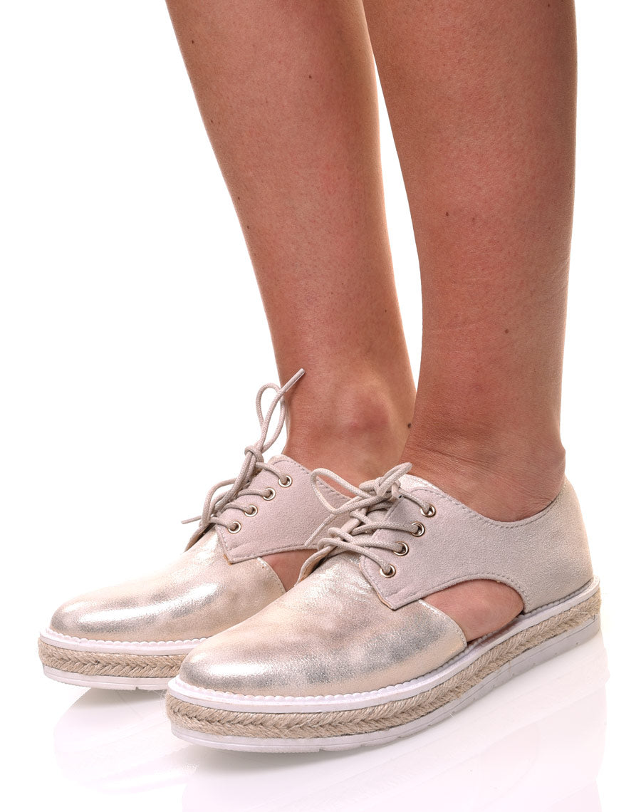 Derbies gold avec semelle épaisse