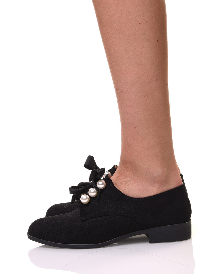 Derbies noires en suédine