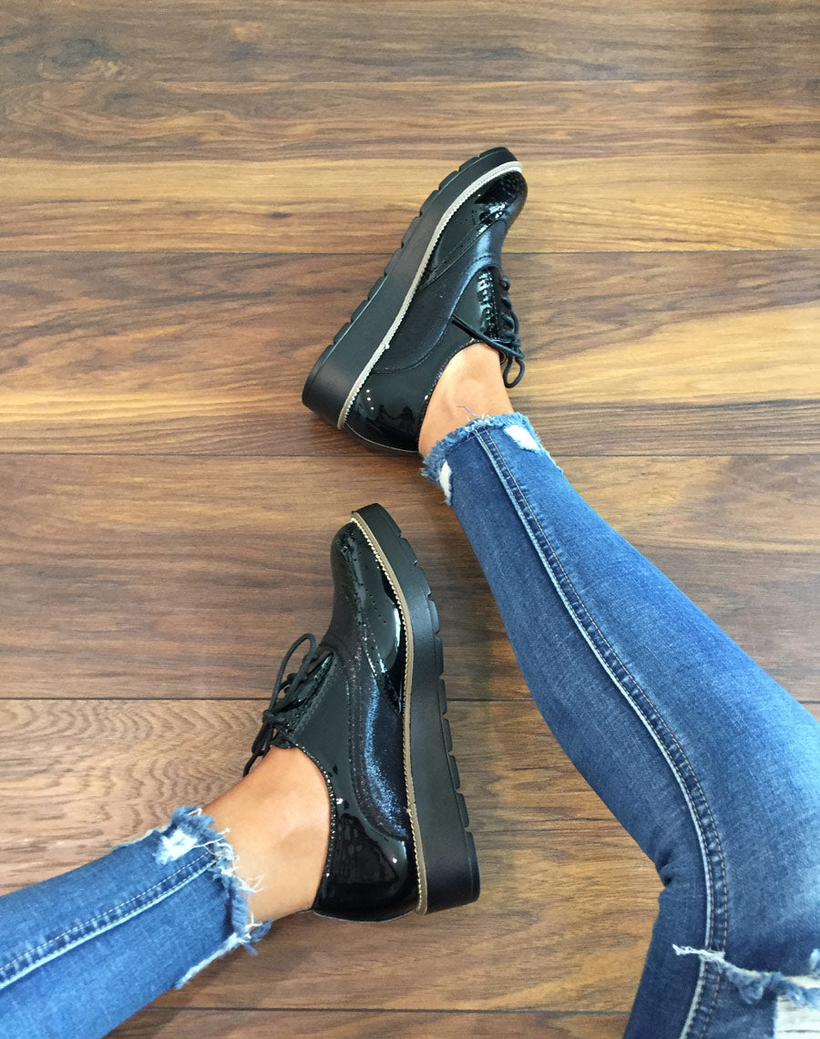 Derbies noires vernis bi matières