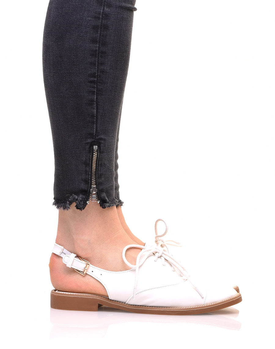 Derbies ouvertes bi matières blanches