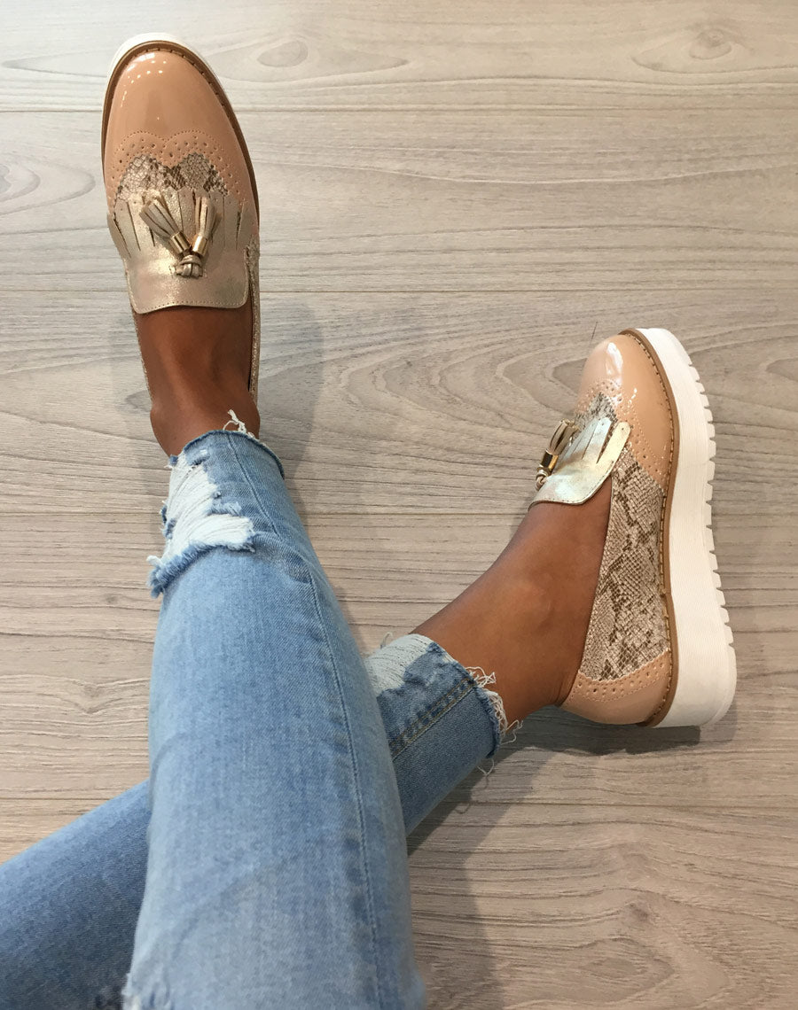 Derbies rose pâle à semelle épaisse