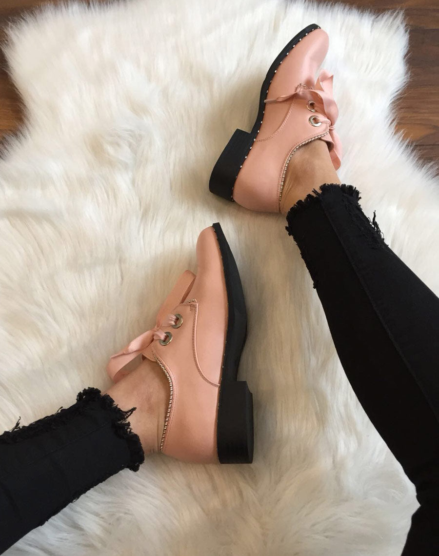 Derbies roses cloutés