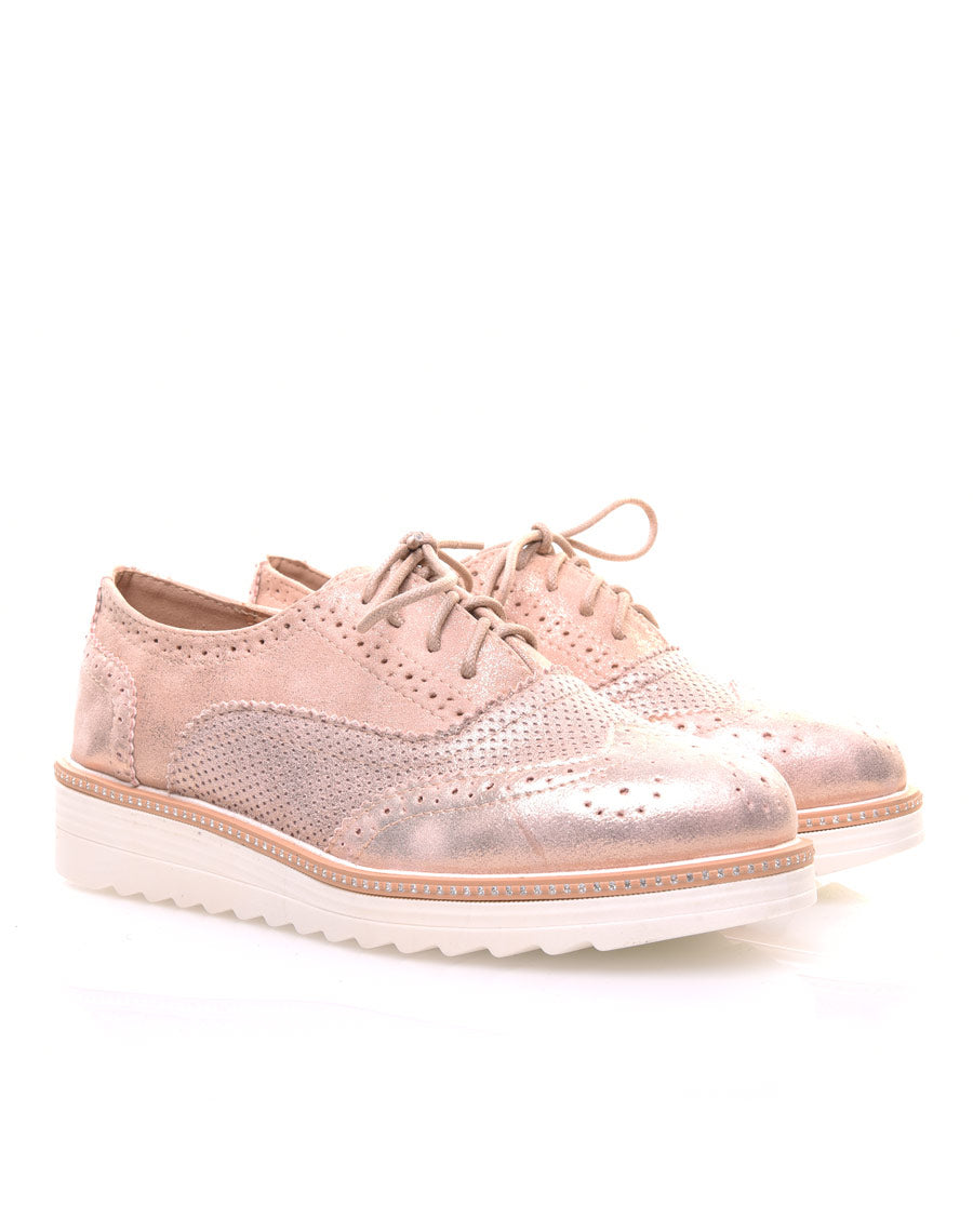 Derbies roses perforées à semelles épaisses