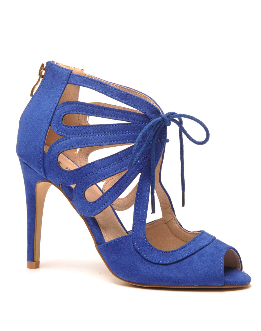 Escarpin bleu ouvert à lacet
