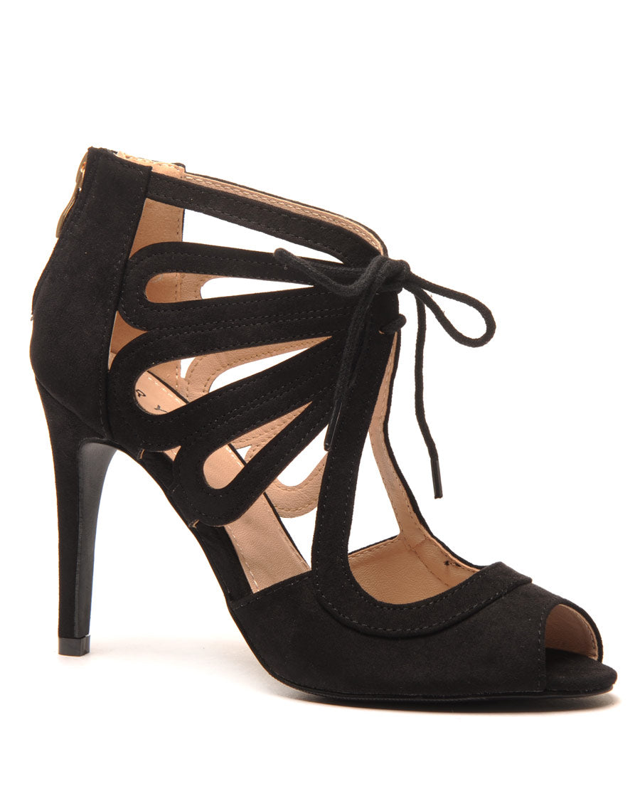 Escarpin noir ouvert à lacet