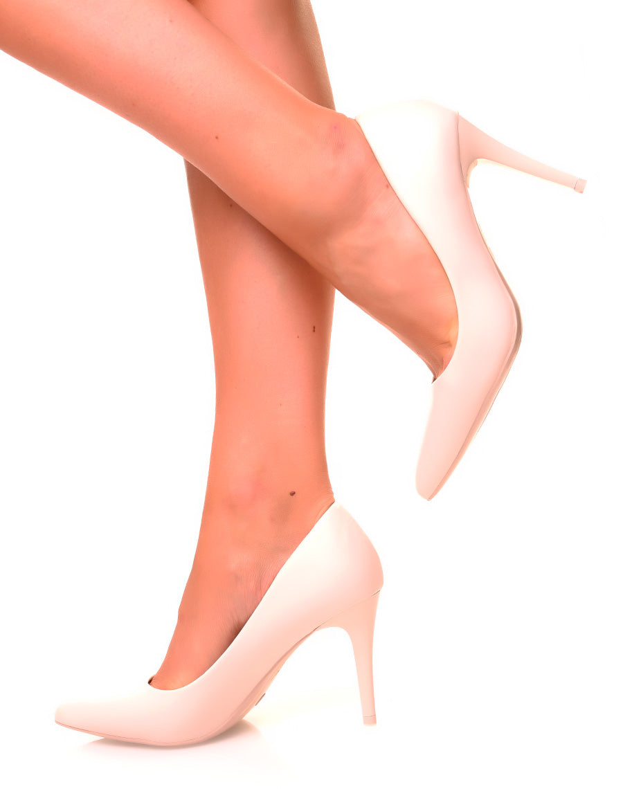 Escarpins beige à talon aiguilles
