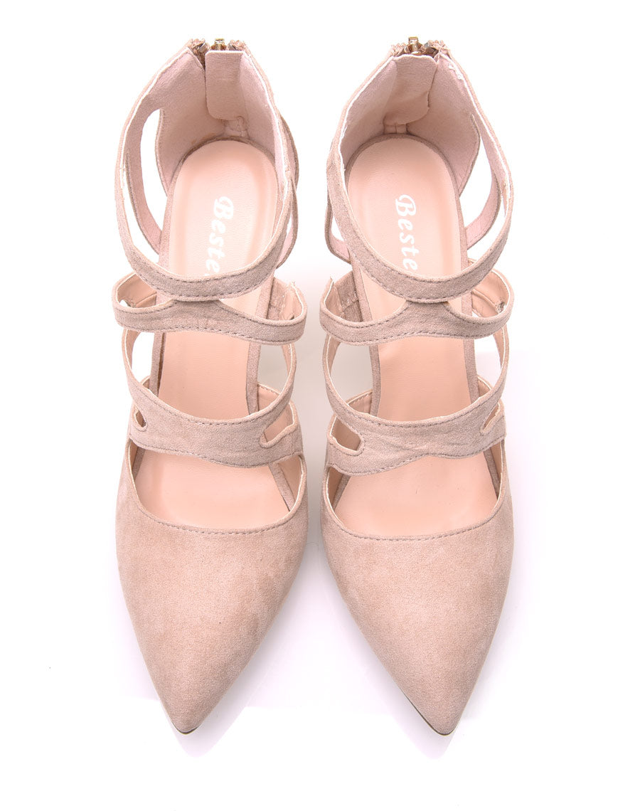 Escarpins beiges à brides multiples