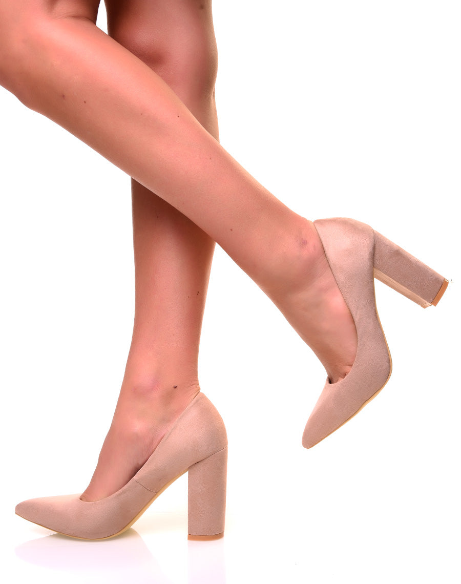 Escarpins beiges à talon épais