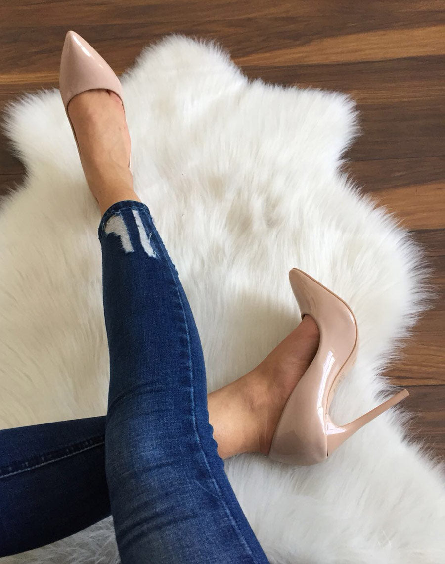 Escarpins beiges vernis