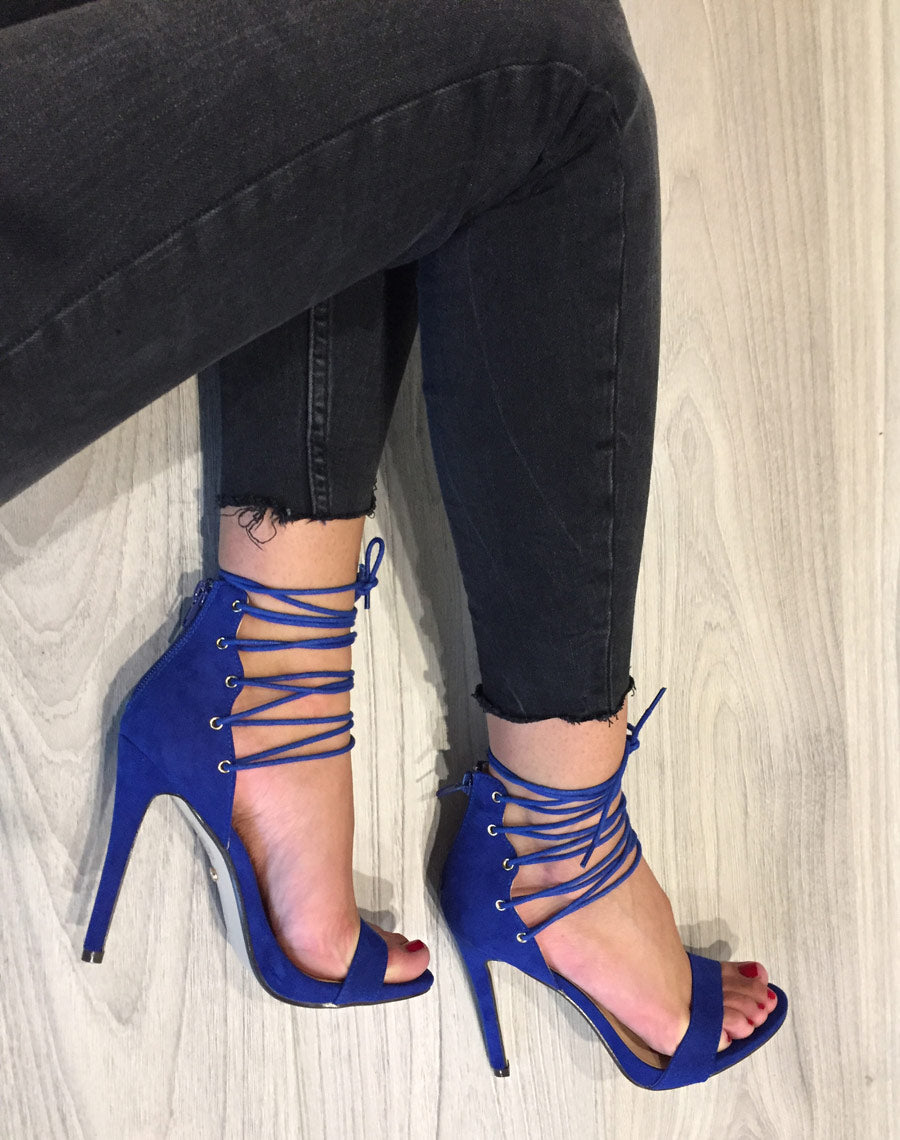 Escarpins bleus lacets