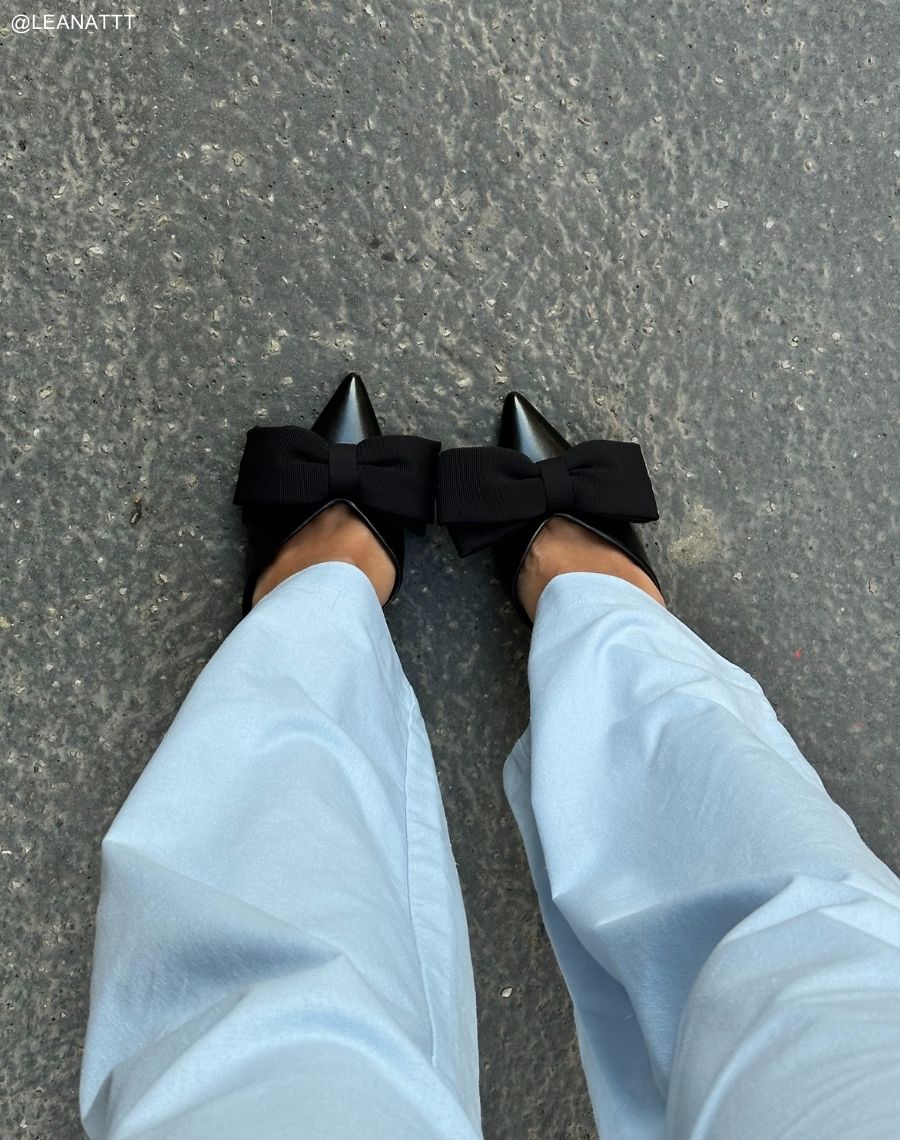 Escarpins femme noirs élégants avec noeud en tissu et talon aiguille