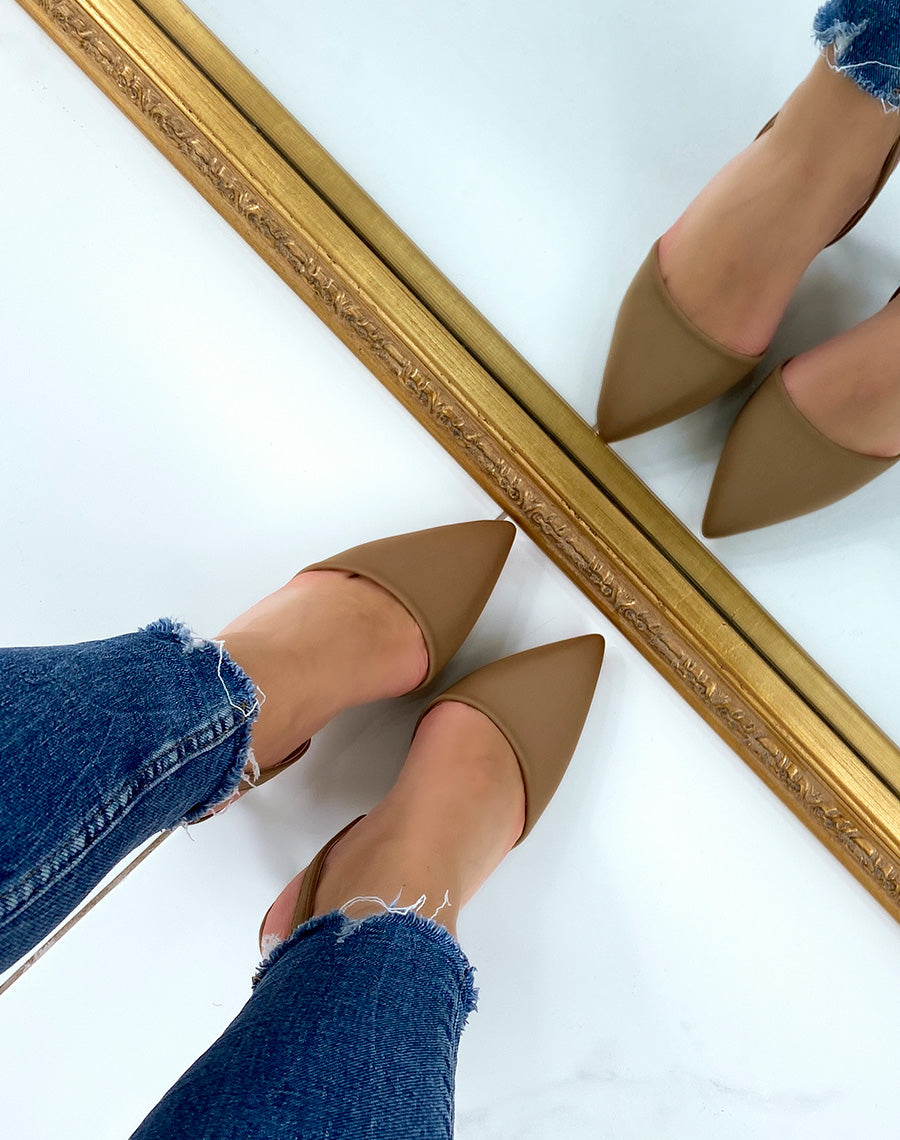 Escarpins marron clair ouverts à talon aiguille