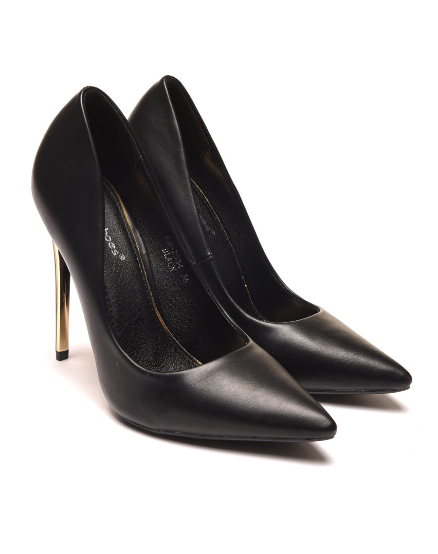 Escarpins noirs à bout pointu et talon doré