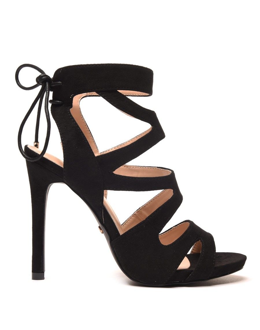 Escarpins noirs à brides multiples et lacet arrière