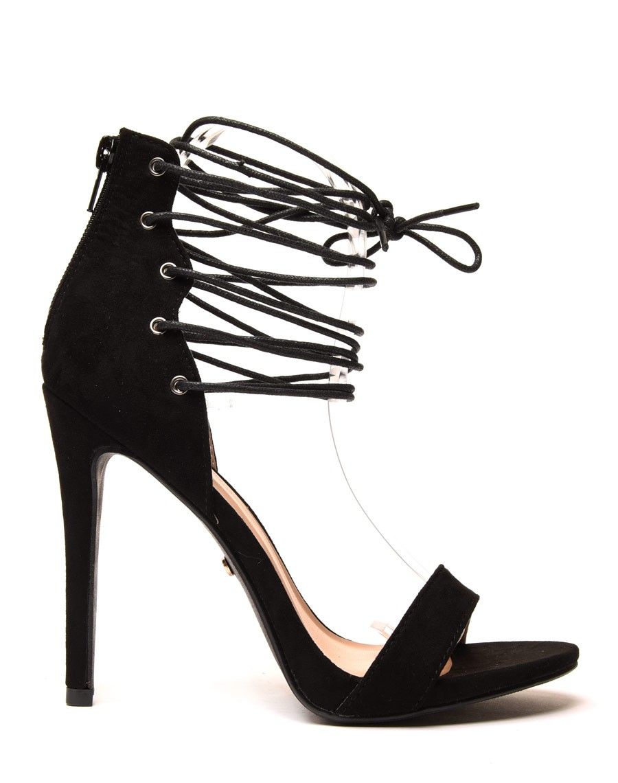 Escarpins noirs lacets