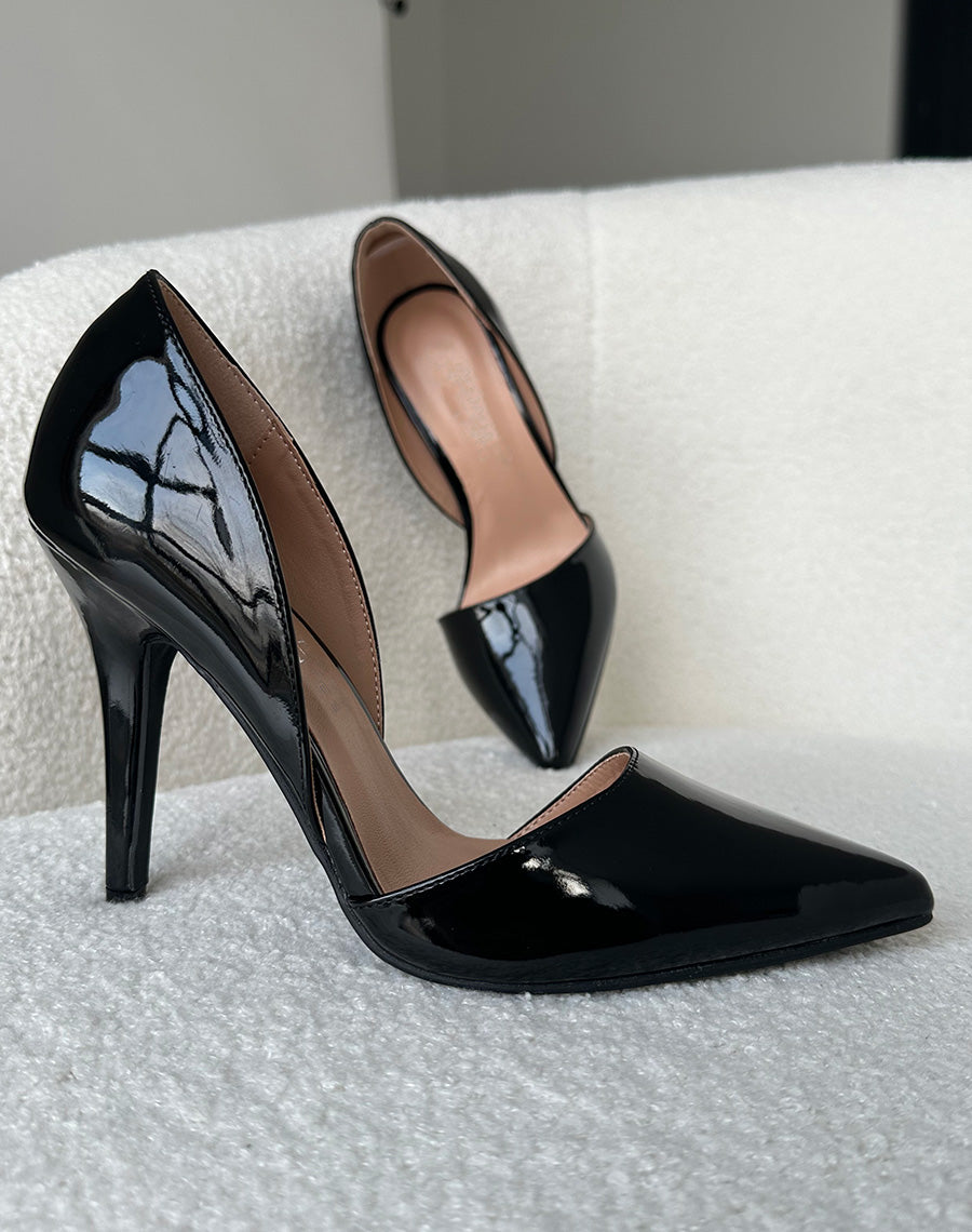 Escarpins noirs verni à talon aiguille