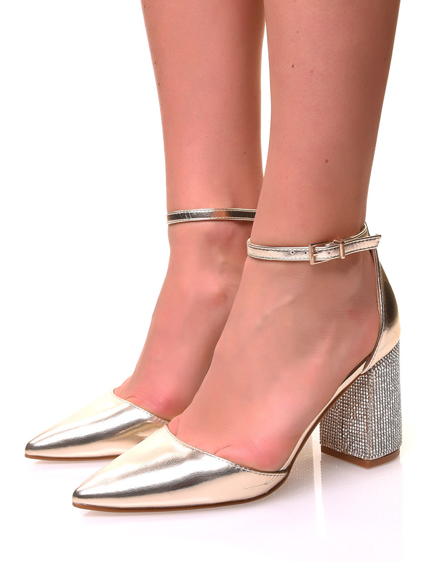 Escarpins ouverts dorés à talons carrés à strass