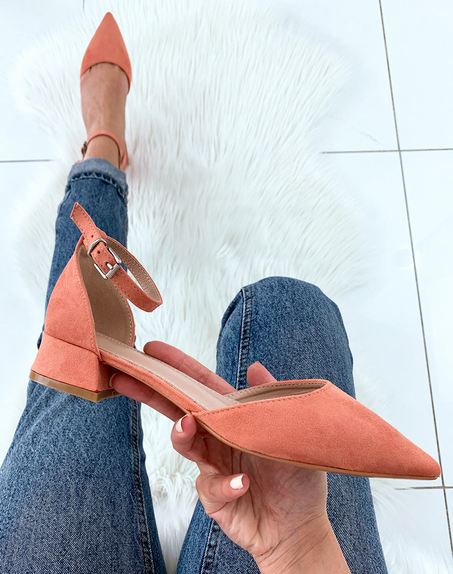 Escarpins à petit talon rose vieilli en suédine