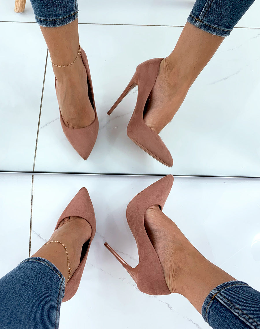 Escarpins rose poudré en suédine