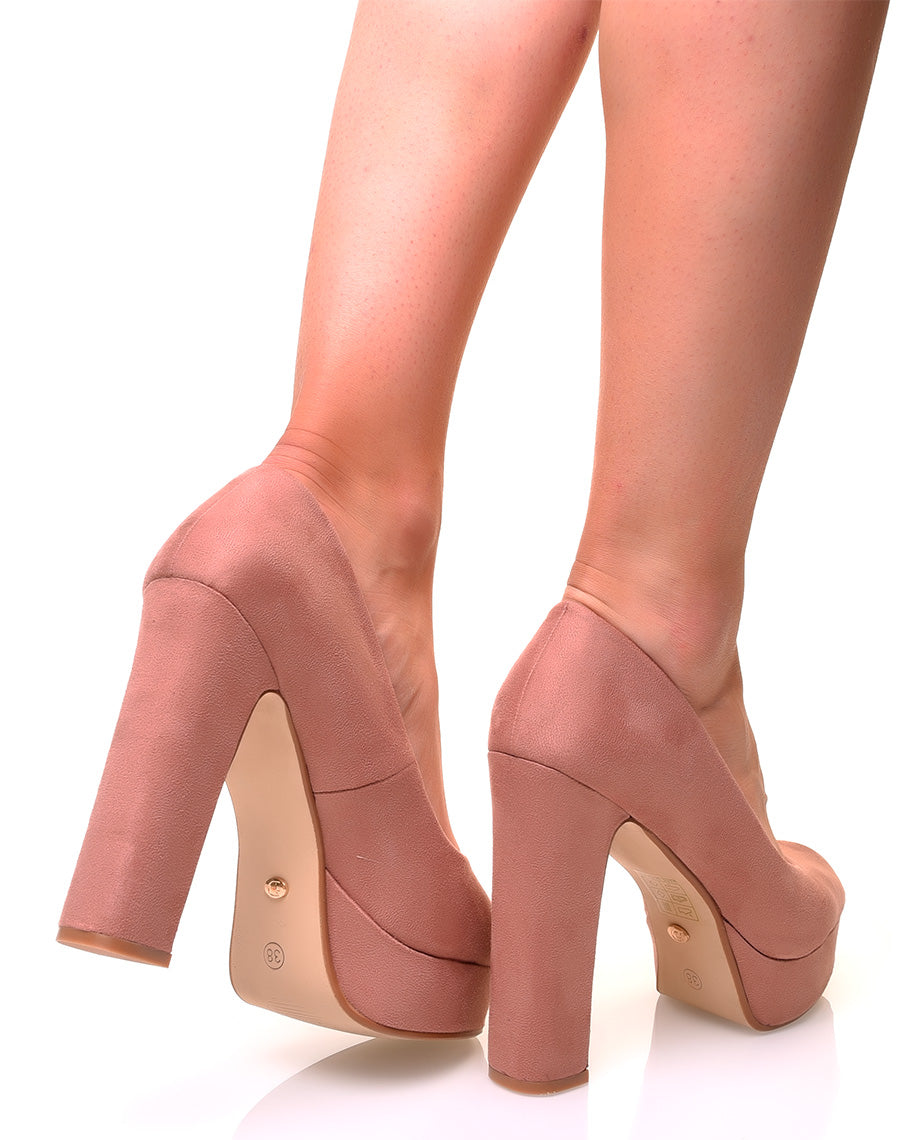 Escarpins roses en suédine à talons carrés et plateformes épaisses