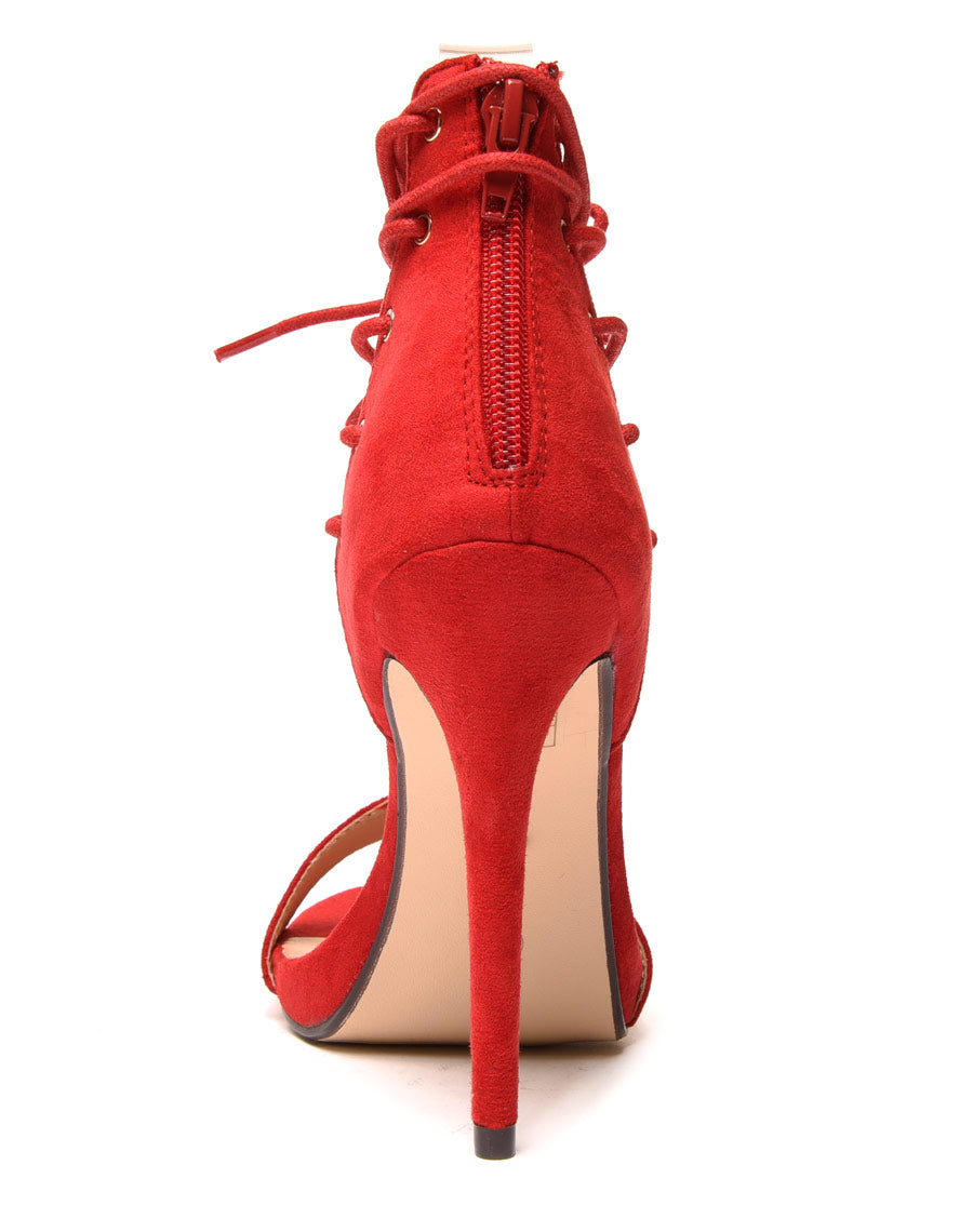 Escarpins rouges lacets