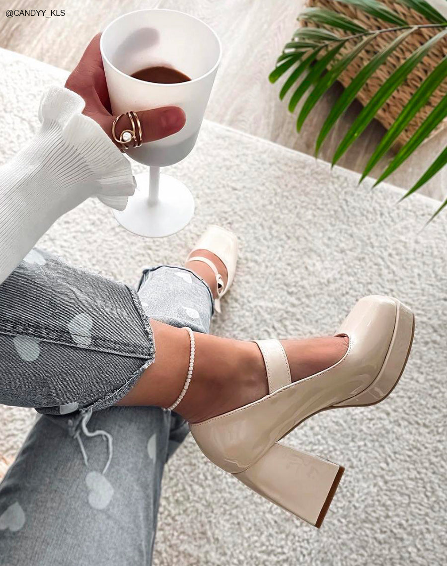 Escarpins style babies beige vernis