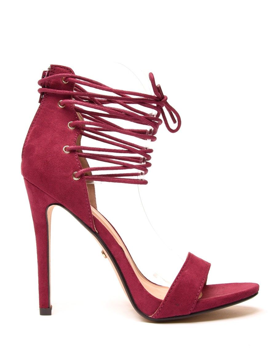 Escarpins violets lacets