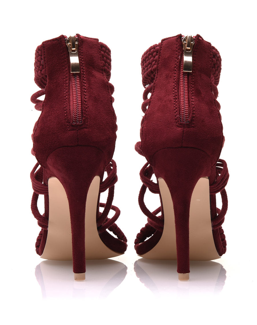 Escarpins violines à cordes