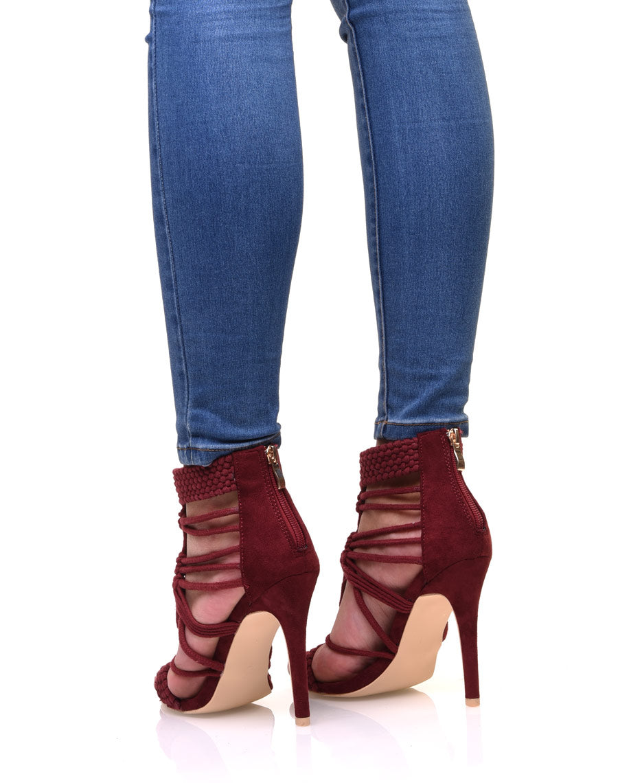 Escarpins violines à cordes