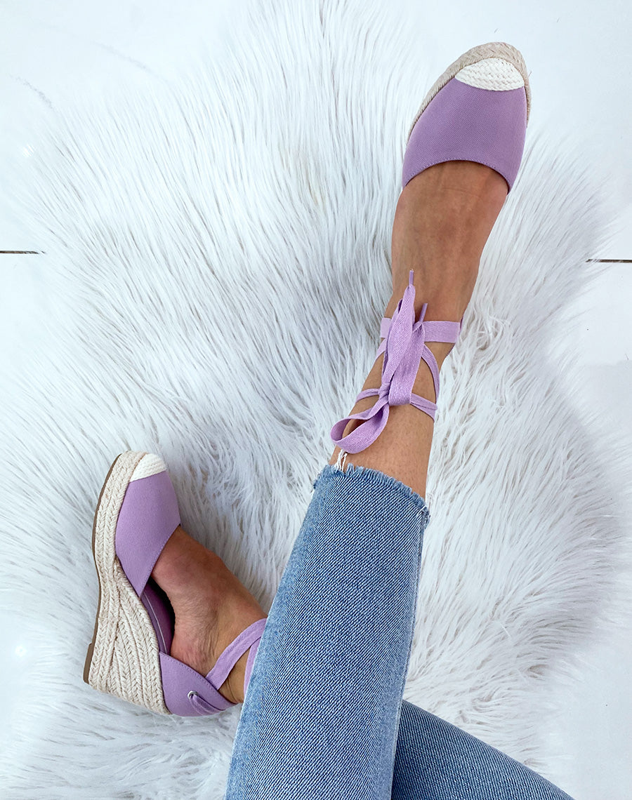 Espadrille à talon compensé violette