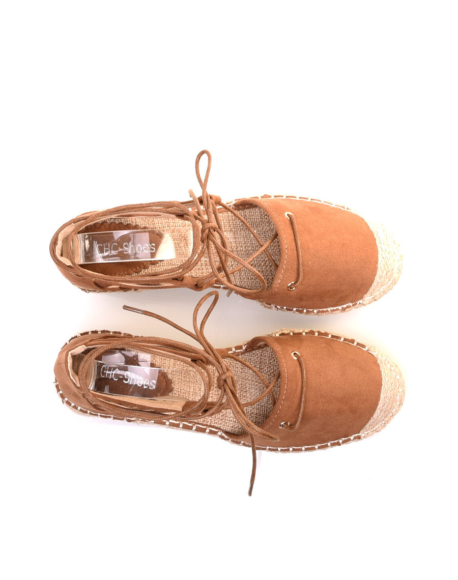 Espadrilles camel à talon compensées