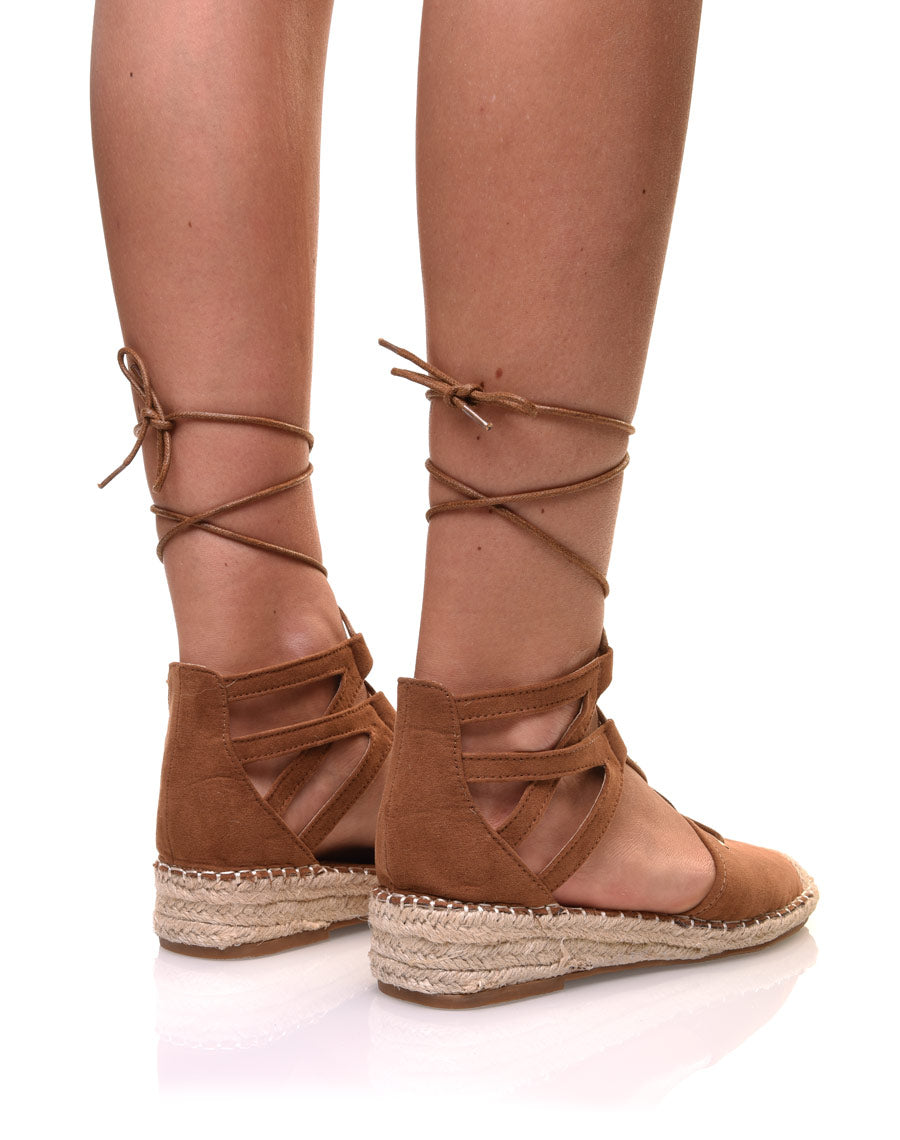Espadrilles camel à talon compensées