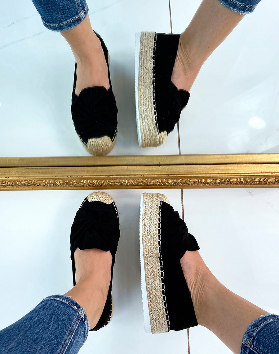 Espadrilles en suédine noire en forme de nœud