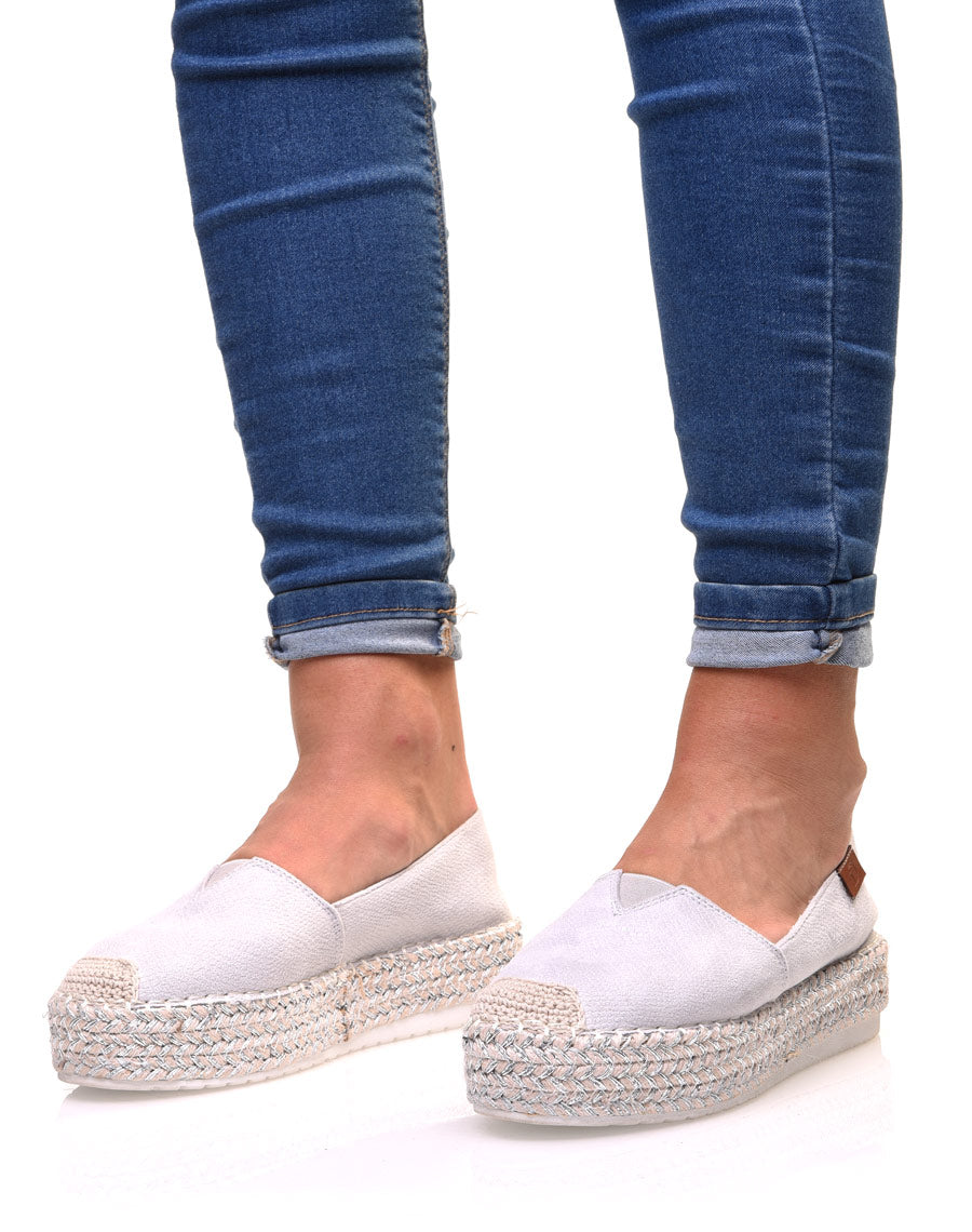 Espadrilles grises compensées à semelle tressée argentée