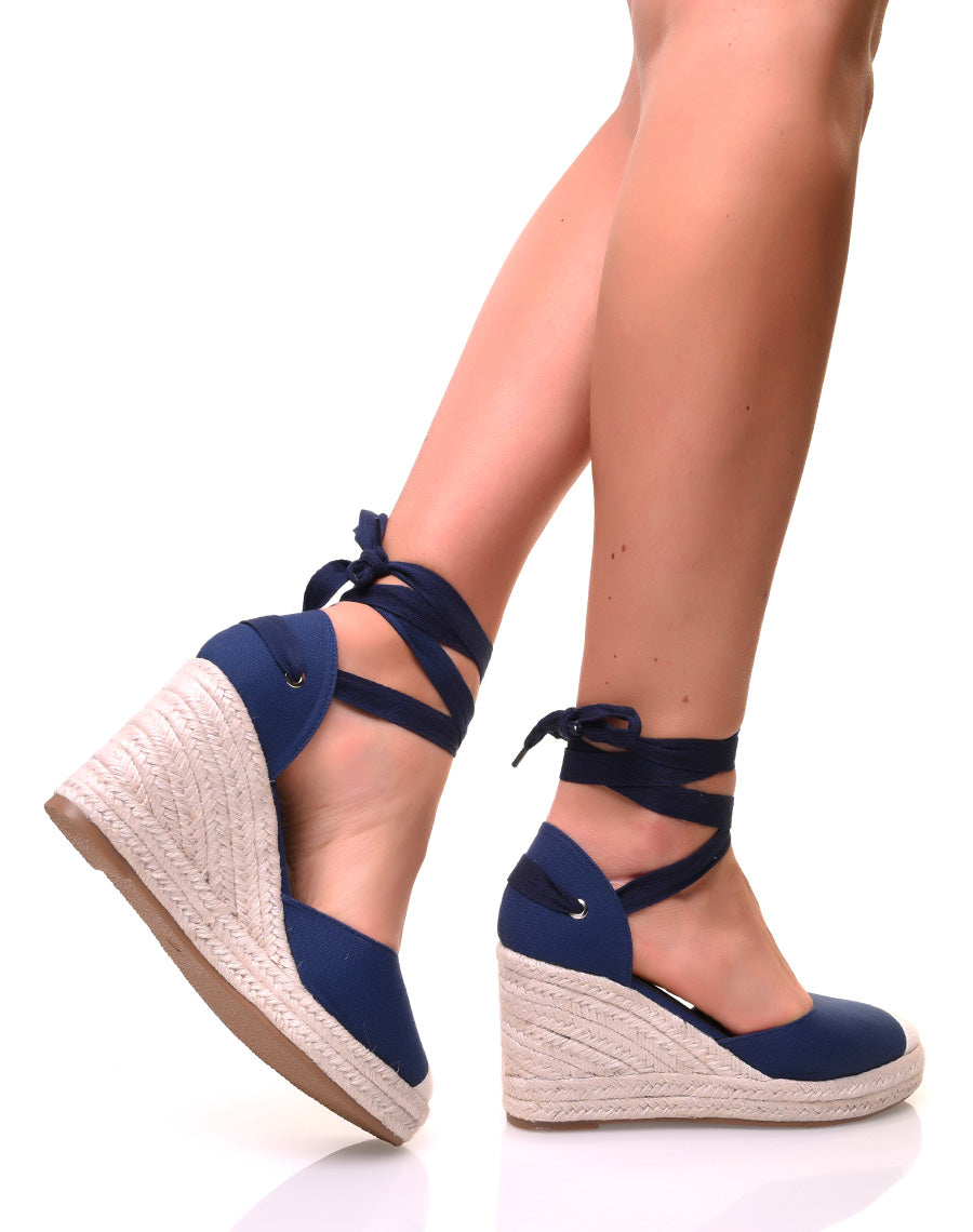 Espadrilles à talons compensés en toile bleue marine à rubans