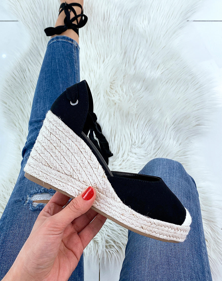 Espadrilles à talons compensés en toile noire à rubans