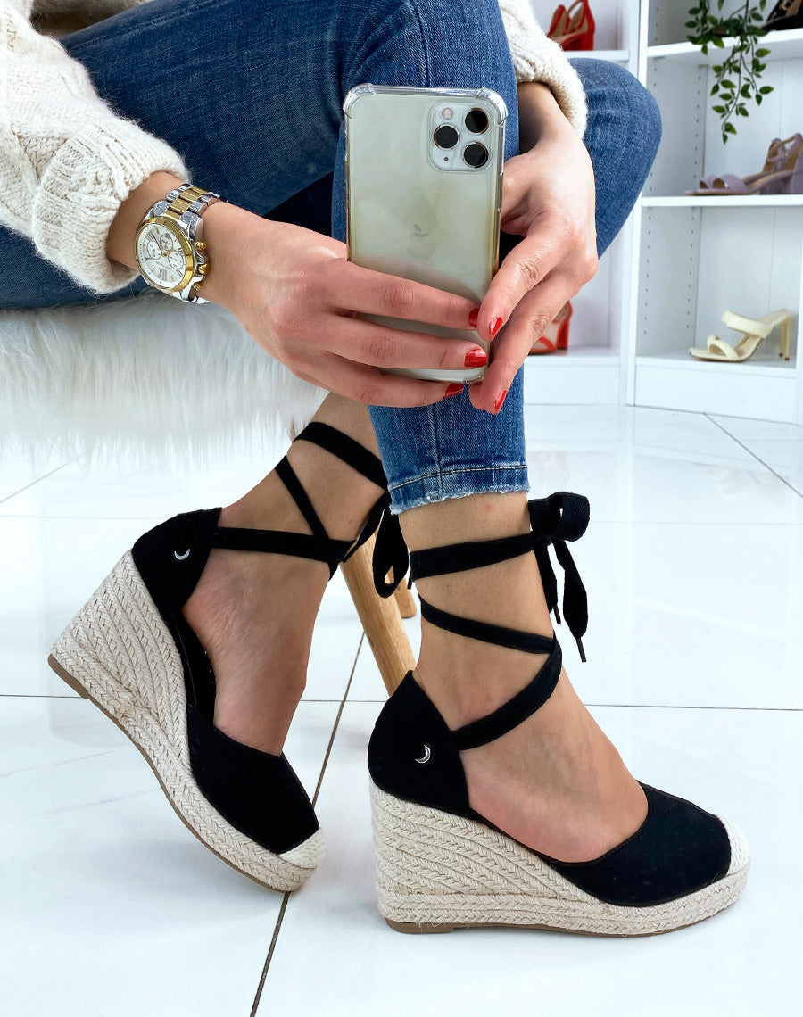 Espadrilles à talons compensés en toile noire à rubans