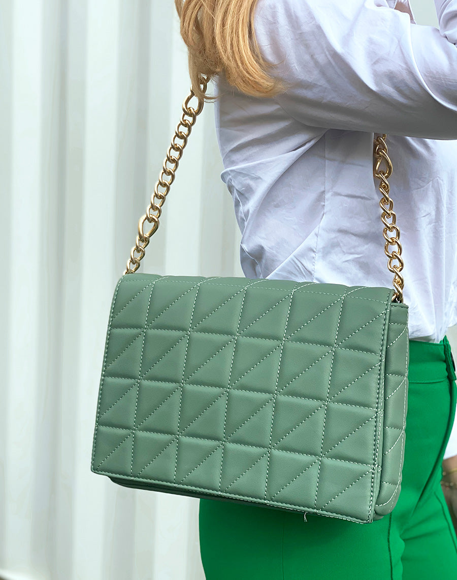 Grand sac bandoulière vert effet matelassé