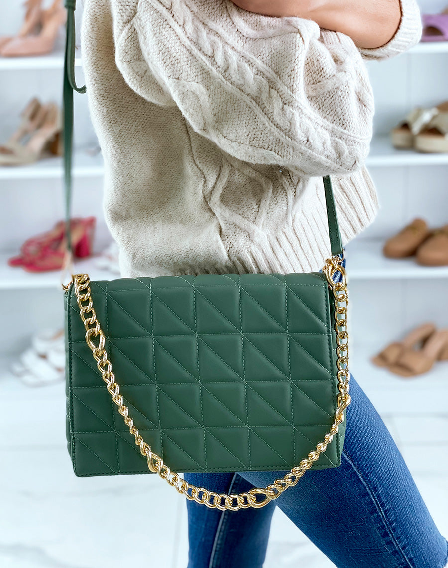 Grand sac bandoulière vert effet matelassé