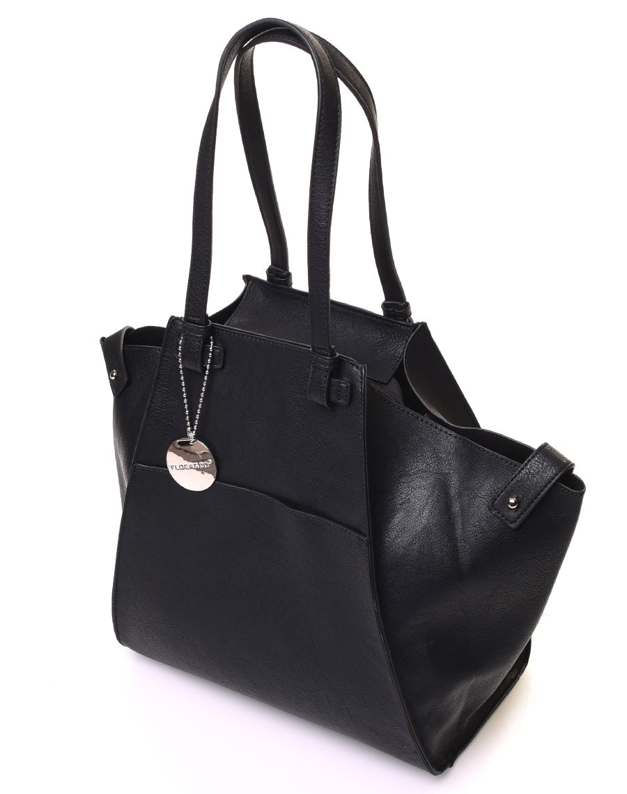 Grand sac noir de forme triangulaire ajustable