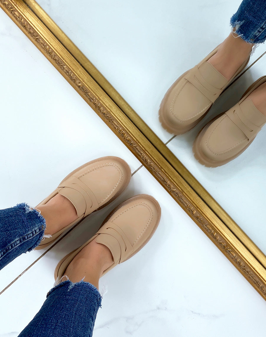 Mocassins beige foncé mattes
