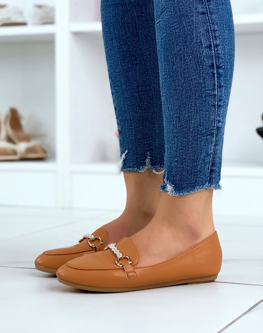 Mocassins camel à boucles dorées et strass